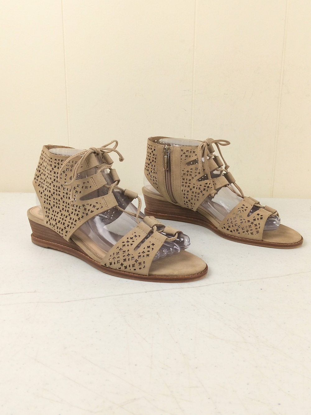 Vince Camuto Women's Taupe Laser-Cut Lace-Up Wedge Sandals Size 8 Suede Leather